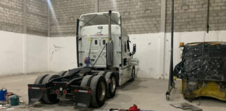 En cateos fueron recuperados tractocamiones, autopartes y mercancía