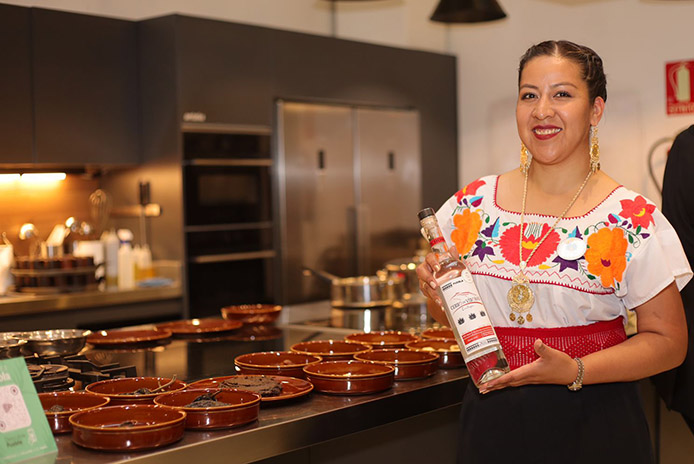 1 ENERO 2025 MARTES 21