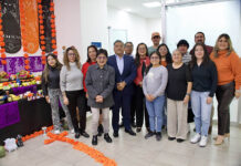 Los universitarios rinden homenaje a los muertos