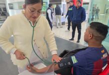 Participa IMSS Puebla en Feria de la Salud para trabajadoras y trabajadores de empresa acerera