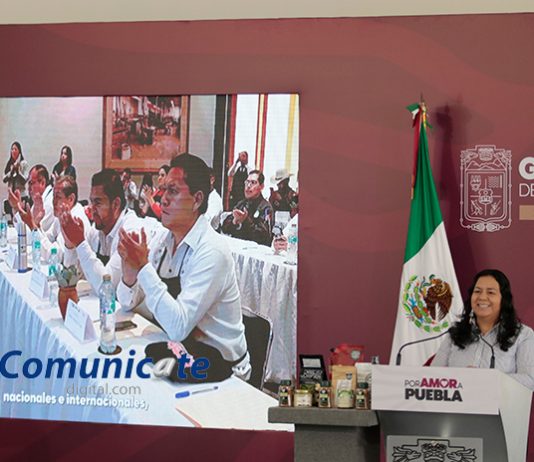 Gobierno estatal reconoce la excelencia del mezcal poblano con “Premio al Origen 2026”