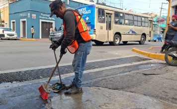 Organismo Operador del Servicio de Limpia fortalece acciones comunitarias con el programa “Barriendo tu Calle”