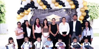 Lupita Cuautle acompaña a estudiantes de San Andrés Cholula en la culminación de su ciclo escolar