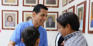 SEDIF integra a dos grupos de hermanos con familias adoptivas