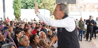 Pepe Chedraui entregó despensas del programa “Alimentación Imparable” en Agua Santa
