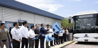 Dan banderazo de salida a nuevas unidades del Sistema de Transporte Universitario