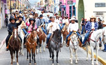 Tonantzin Fernández da inicio a las celebraciones de la Feria Milenaria con tradicional Cabalgata