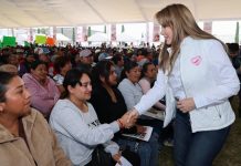 Preside Ceci Arellano Jornada Por Amor a las Familias en San Francisco Totimehuacán