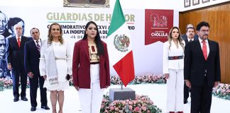 Realiza Tonantzin Fernández guardias de honor al Lábaro Patrio