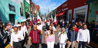 Encabeza Tonantzin Fernández el desfile del 16 de septiembre con más de 6 mil participantes