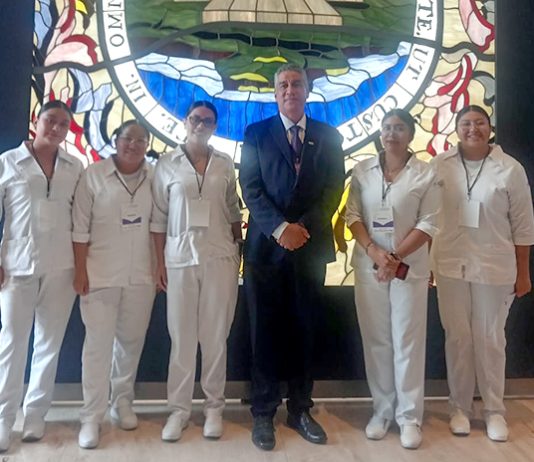 Participan docentes y estudiantes de la Universidad de la Salud, en la Cátedra Magistral “Dra. Matilde Montoya”